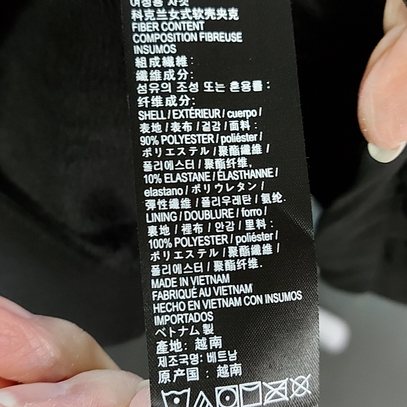 Kirkland Jacket with Hood Black Size XXL Warm and Comfortable. Very Sleek - Picture 7 of 10